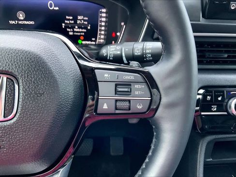 Used 2023 Honda Pilot Elite image 25