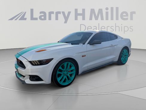 Used 2016 Ford Mustang GT Premium RWD image 1