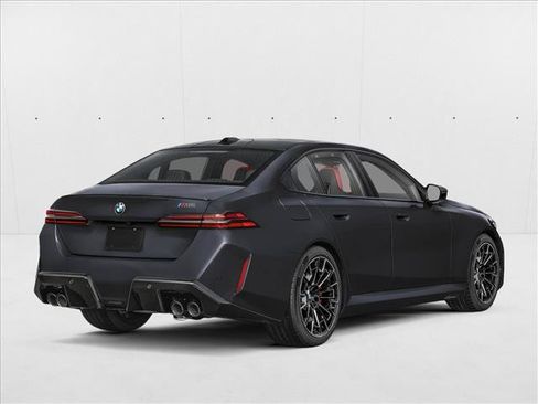 New 2027 BMW M5 AWD/4WD image 2