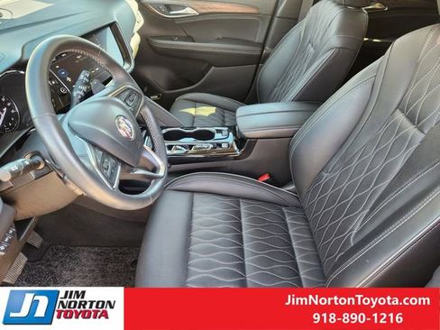 Used 2022 Buick Envision Avenir w/ Technology Package II image 14