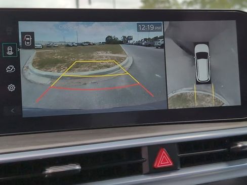 Used 2024 Kia Sorento SX Prestige w/ Sage Leather Package AWD/4WD image 18