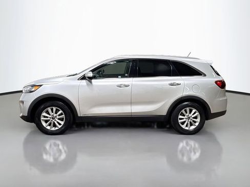 Used 2020 Kia Sorento LX w/ LX I4 Convenience Package image 10