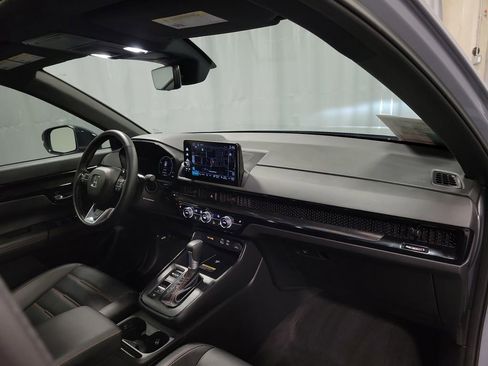 Used 2025 Honda CR-V Sport Touring image 27