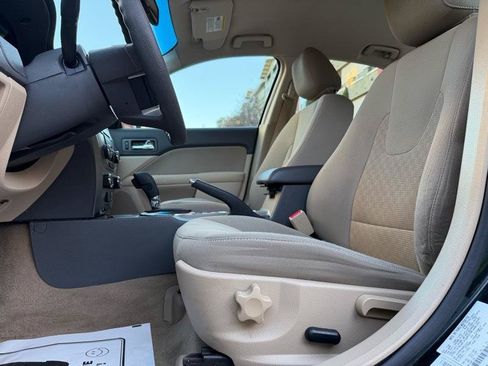 Used 2010 Ford Fusion SE FWD image 40