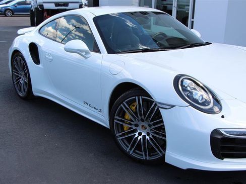 Used 2015 Porsche 911 Turbo S AWD/4WD image 9