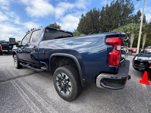 Used 2021 Chevrolet Silverado 2500 LT w/ Convenience Package AWD/4WD image 12