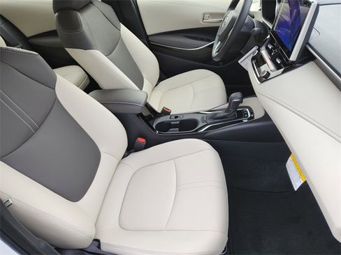 New 2026 Toyota Corolla XLE image 10