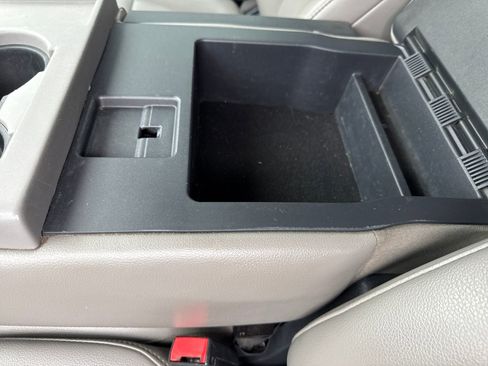 Used 2022 Ford F350 XL w/ Power Equipment Group image 26