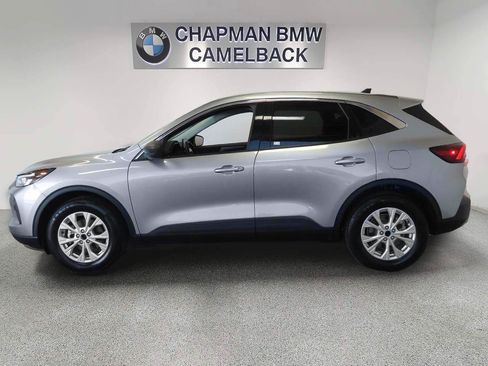 Used 2024 Ford Escape Active FWD image 3