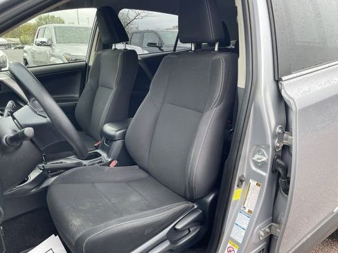Certified 2018 Toyota RAV4 LE AWD/4WD image 14