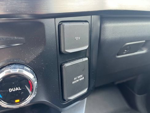 Used 2024 Ford F250 Lariat w/ Lariat Ultimate Package AWD/4WD image 28