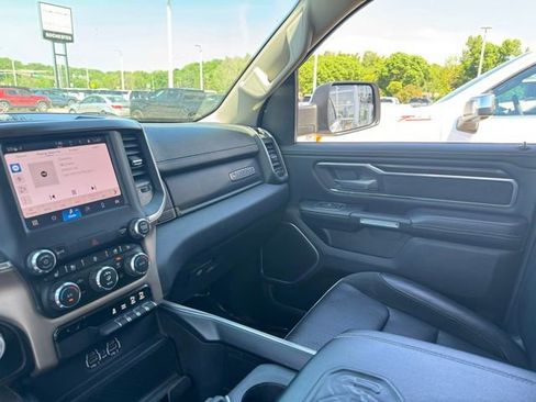 Used 2022 RAM 1500 Laramie AWD/4WD image 21