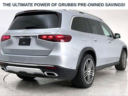 Used 2025 Mercedes-Benz GLS 450 4MATIC image 2