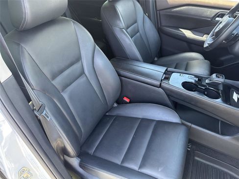Used 2023 Nissan Rogue SL w/ SL Premium Package FWD image 36