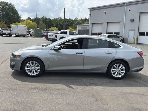 Used 2025 Chevrolet Malibu LT FWD image 10