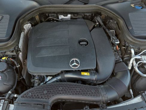 Certified 2022 Mercedes-Benz GLC 300 4MATIC image 20