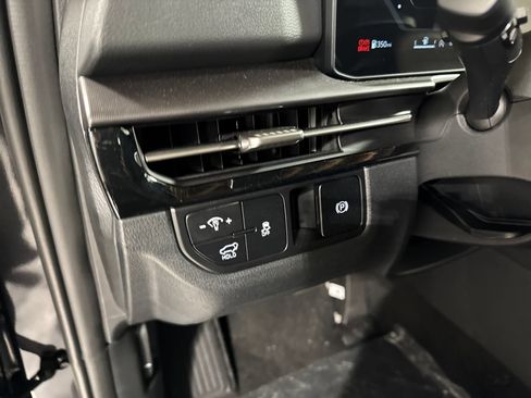 New 2026 Kia Sportage SX AWD/4WD image 14