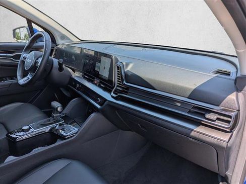 Used 2024 Kia Sportage EX FWD image 27