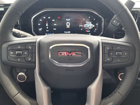 New 2026 GMC Sierra 1500 Elevation image 19