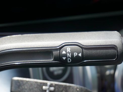Certified 2025 Mercedes-Benz GLB 250 image 26