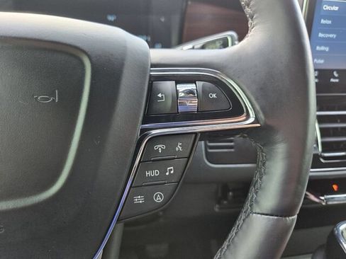 Used 2024 Lincoln Navigator Reserve AWD/4WD image 39