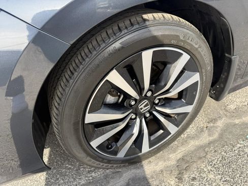 Used 2024 Honda Civic EX image 28