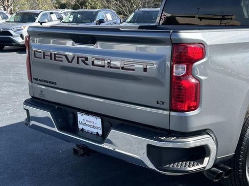 Used 2022 Chevrolet Silverado 1500 LT image 11