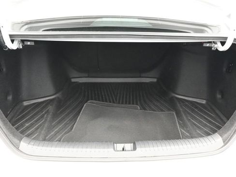 Used 2025 Honda Accord Sport image 38