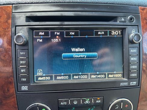 Used 2007 Chevrolet Tahoe LTZ w/ LTZ Preferred Equipment Group AWD/4WD image 66