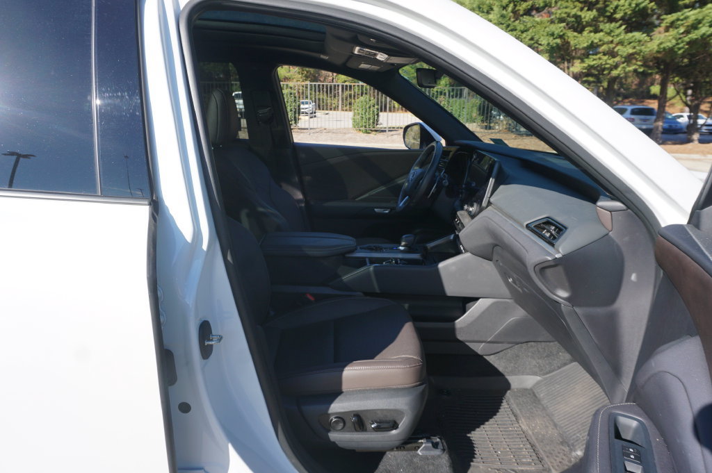 Used 2025 Lexus TX 350 AWD w/ Technology Package image 20