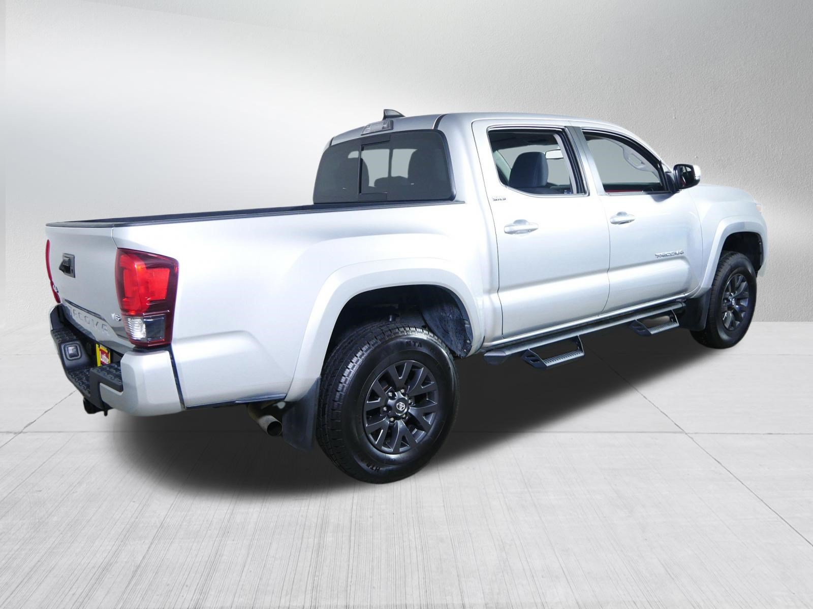 Used 2023 Toyota Tacoma SR5 w/ Technology Package AWD/4WD image 7