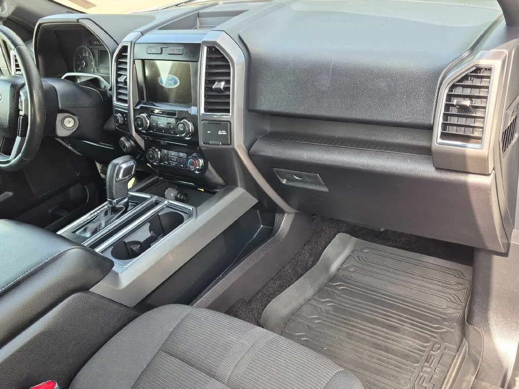 Used 2016 Ford F150 XLT w/ Equipment Group 302A Luxury AWD/4WD image 23