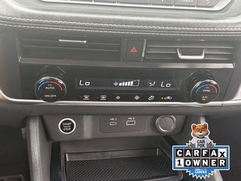 Certified 2023 Nissan Rogue SV FWD image 29