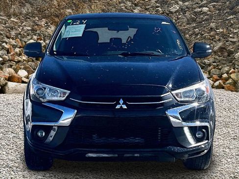 Used 2019 Mitsubishi Outlander Sport LE image 3