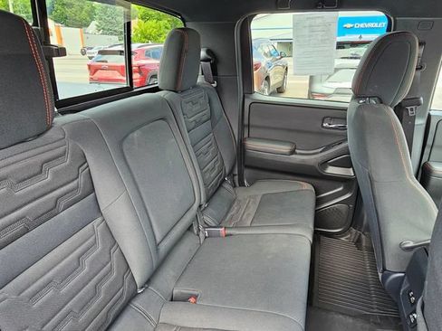 Used 2023 Nissan Frontier PRO-4X w/ Pro Convenience Package AWD/4WD image 19