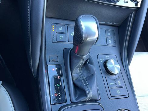 Certified 2025 Lexus IS 350 F Sport image 23