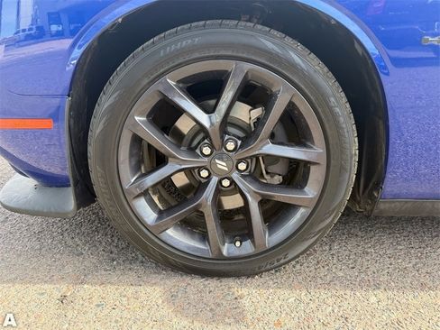 Used 2020 Dodge Challenger R/T w/ Blacktop Package image 10