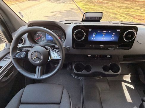 New 2026 Mercedes-Benz Sprinter 2500 image 3