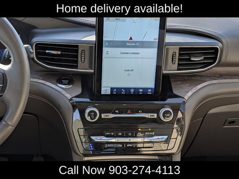 Used 2023 Ford Explorer Platinum w/ Technology Package AWD/4WD image 16