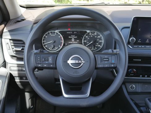 Certified 2023 Nissan Rogue SV AWD/4WD image 13