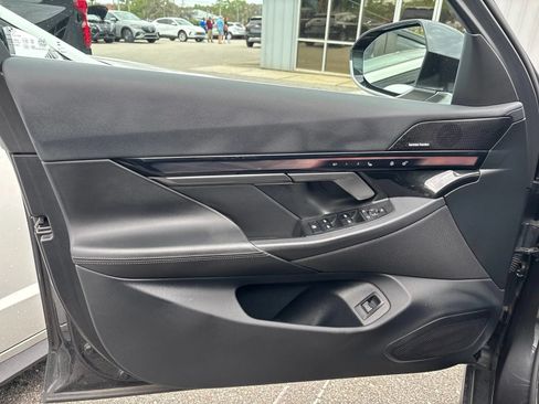 Used 2024 BMW i5 eDrive40i RWD image 19