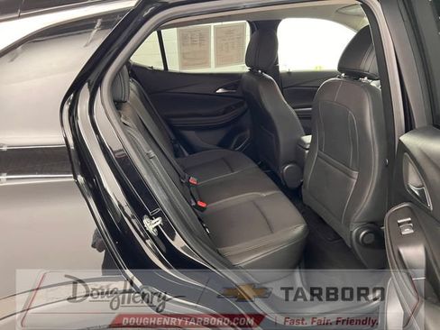 Used 2025 Buick Encore GX Preferred FWD image 37