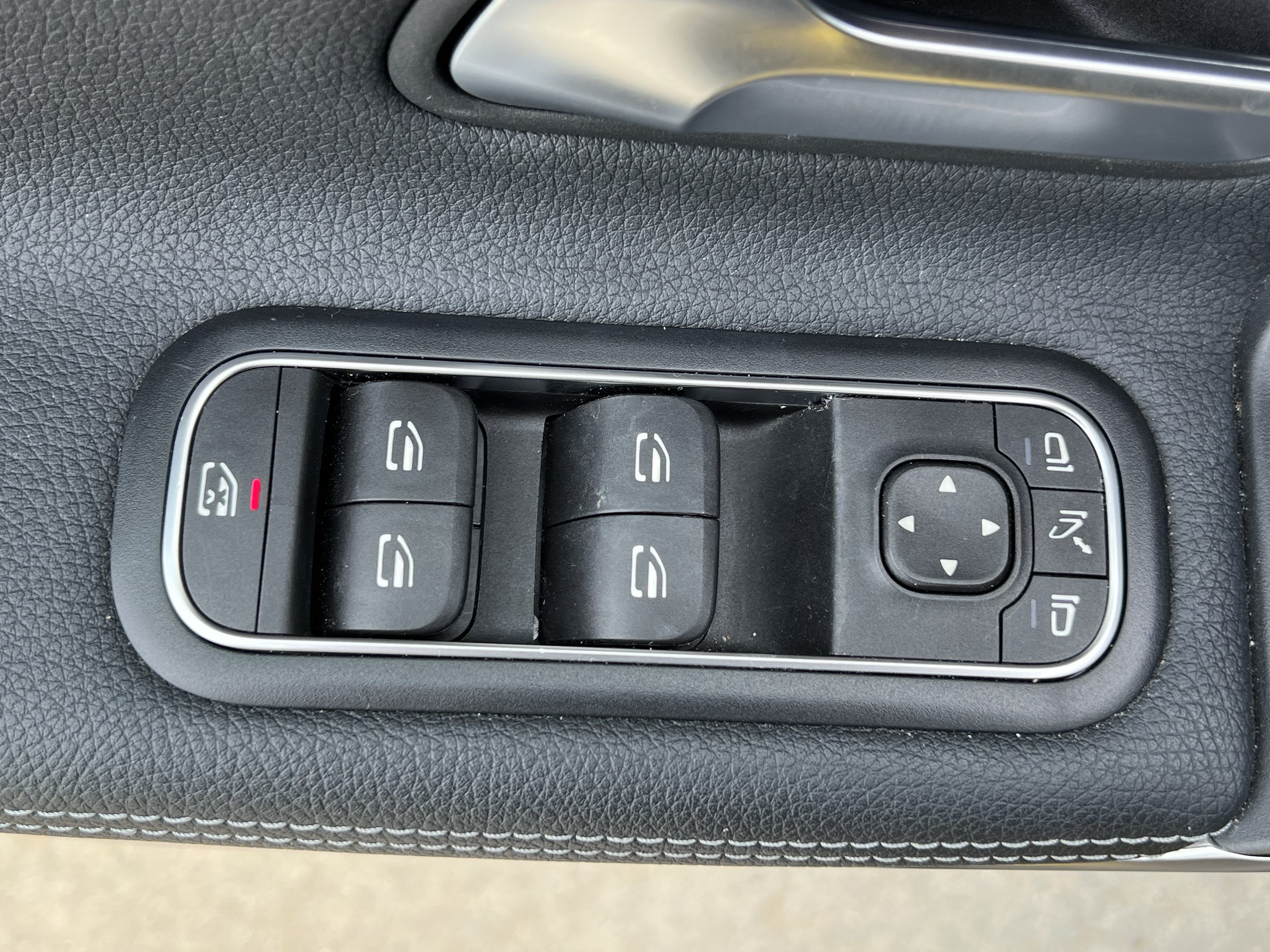 Used 2021 Mercedes-Benz CLA 250 image 15