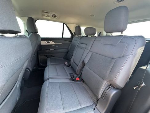 New 2026 Ford Explorer Active AWD/4WD image 40