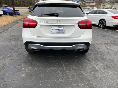 Used 2018 Mercedes-Benz GLA 250 GLA 250 Sport Utility 4D image 5