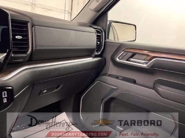 Used 2023 Chevrolet Silverado 1500 LT AWD/4WD image 41