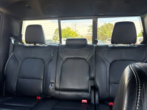 Used 2021 RAM 1500 Limited w/ Body Color Bumper Group AWD/4WD image 35