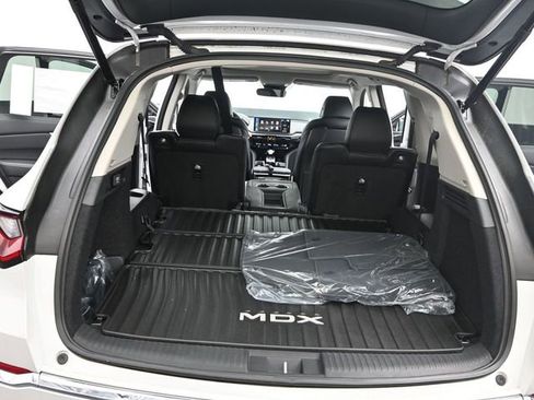 Used 2025 Acura MDX w/ Technology Package image 13