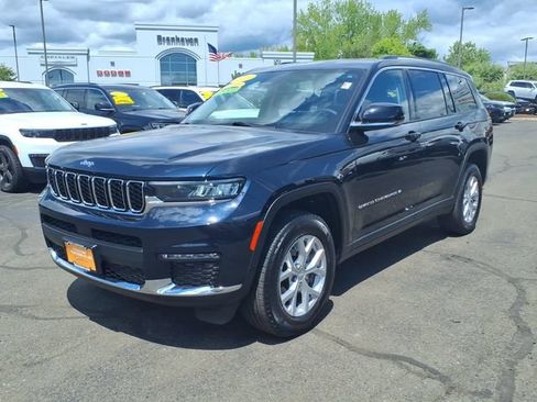 Certified 2023 Jeep Grand Cherokee L Limited AWD/4WD image 3