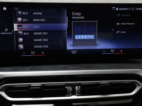 Used 2024 BMW 430i xDrive Coupe w/ Premium Package image 8